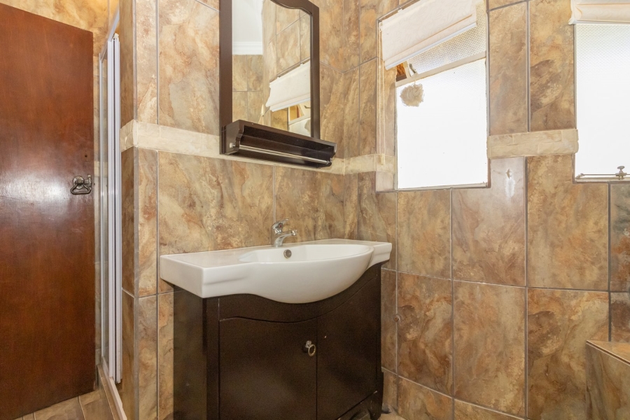 6 Bedroom Property for Sale in Panorama Free State